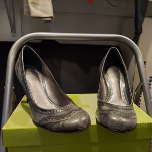 Gray/black high heels Gianni bini